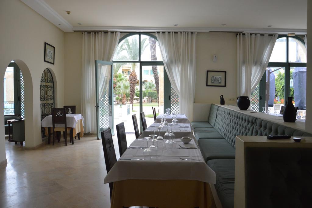 Suites Hotel Les Charmilles & Spa La Marsa Exterior foto
